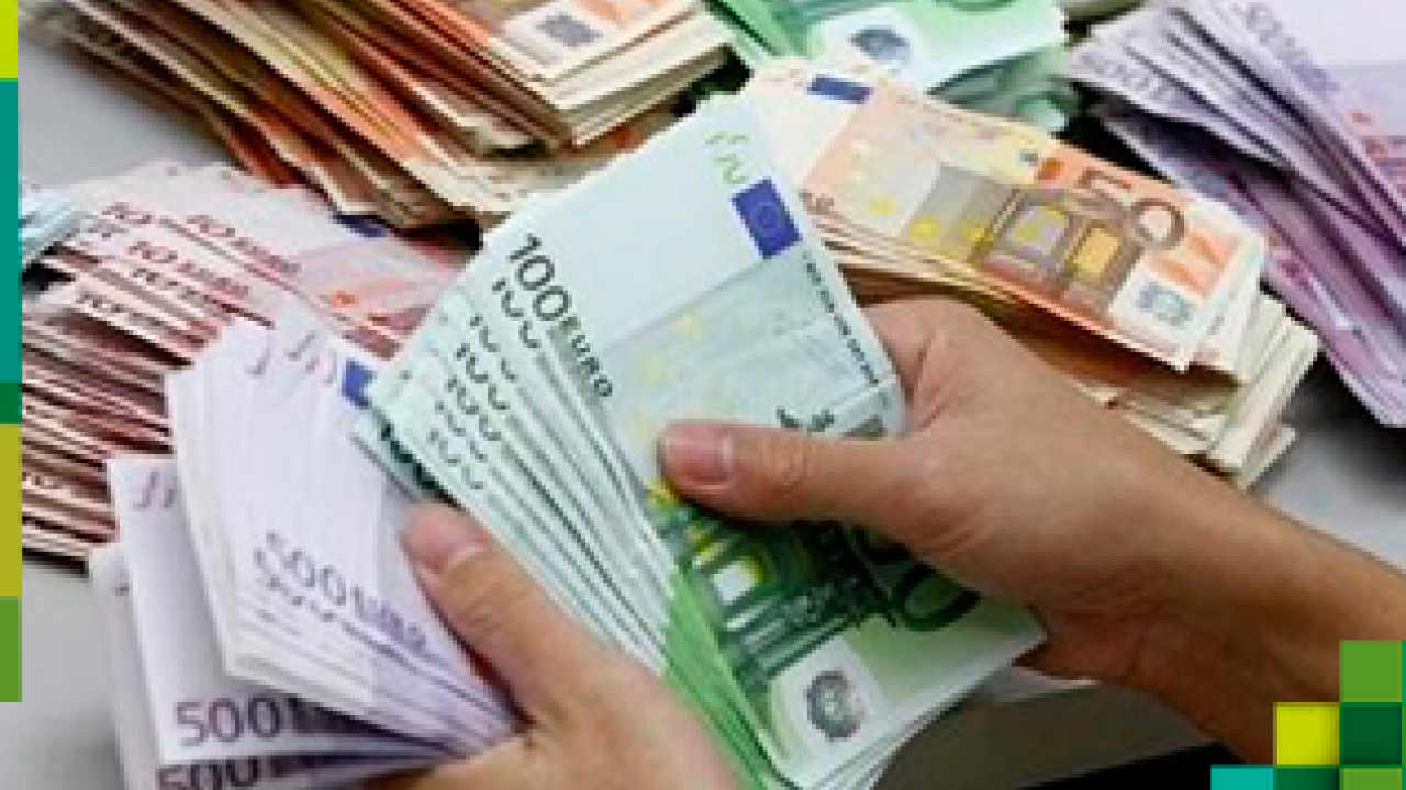 euros.jpg