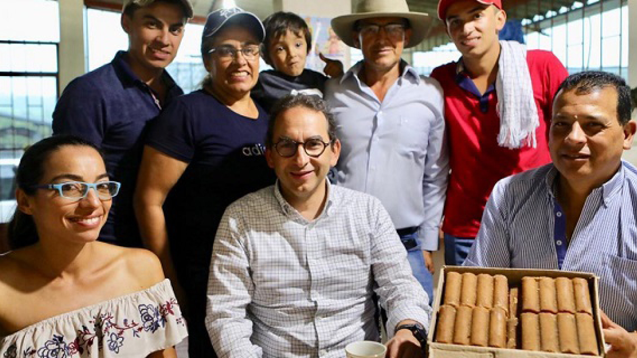 foto_minagricultura_andres_valencia_panela_promocion_al_consumo_motor_1.jpg